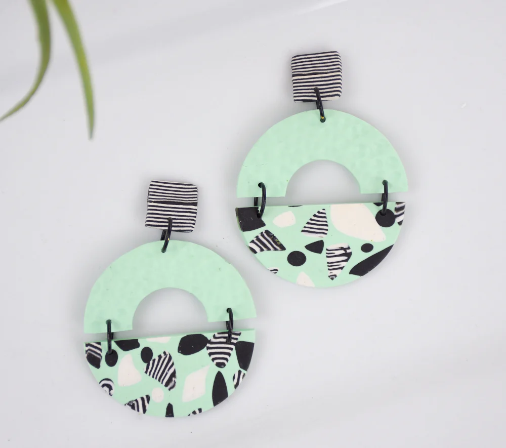 Sculpey Tools™ Graduated Cutters: Circle, 6 pc - Image 6